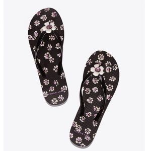 BRAND NEW TORY BURCH flip flops